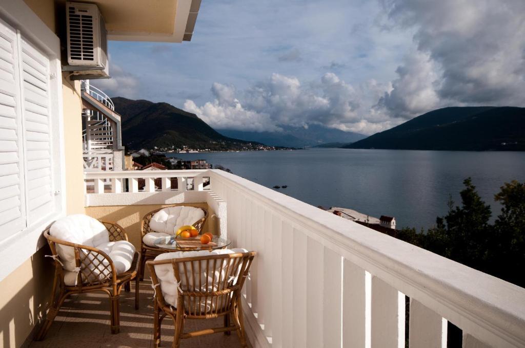 Villa Tenzera Herceg Novi Cameră foto